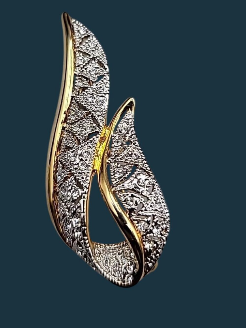 Vintage Two Tone Gold Silver Swirl Ribbon Rhinestone Brooch Pin Abstract Wave - Picture 3 of 5